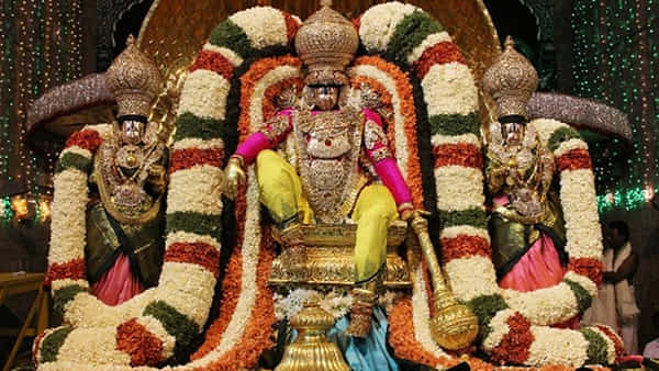 Tirumala: గత మూడేళ్లలో భారీగా పెరిగిన శ్రీవారి నగదు, బంగారం నిల్వలు.. శ్రీవారి ఖజానాకు కుప్పలు తెప్పలుగా కానుకలు