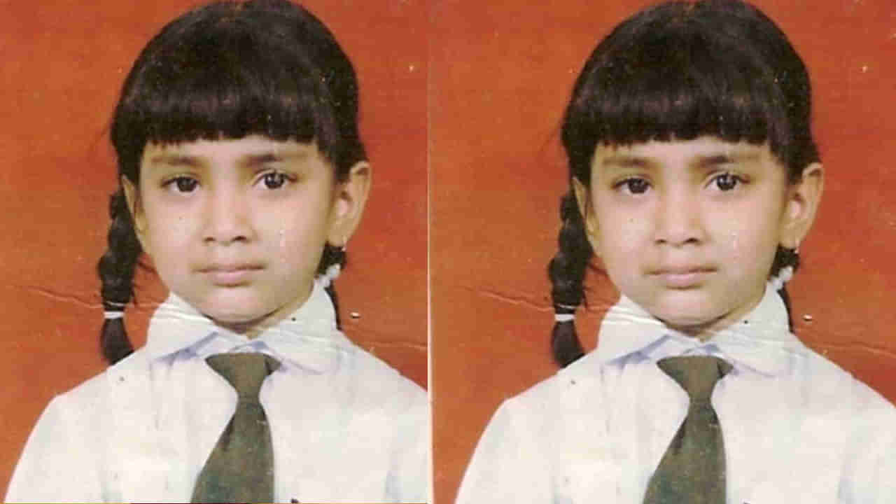 Childhood Photo: ఈ అమాయకపు బొమ్మ.. ఇప్పుడు ఇండస్ట్రీని షేక్ చేస్తోన్న ముద్దుగుమ్మ.. ఎవరో గుర్తుపట్టారా..?