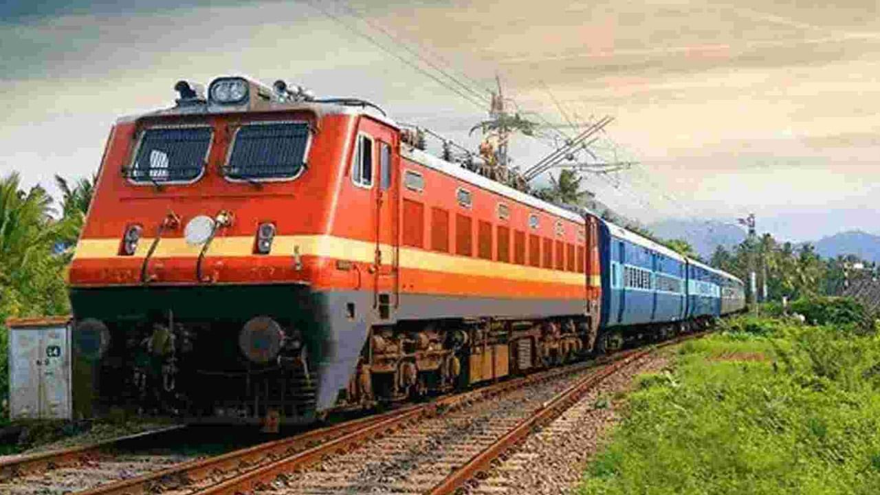 IRCTC: రైలు ప్రయాణీకులకు గుడ్ న్యూస్.. ఇక నుంచి మీరు కోరుకున్న ఫుడ్.. ఆ అవకాశం ఎవరికంటే..