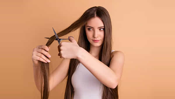 Hair Care Tips: తరచుగా జుట్టు కత్తిరించడం వల్ల జుట్టు వేగంగా పెరుగుతుందా?.. ఇది నిజంగా నిజమా లేక అపోహ మాత్రమేనా..
