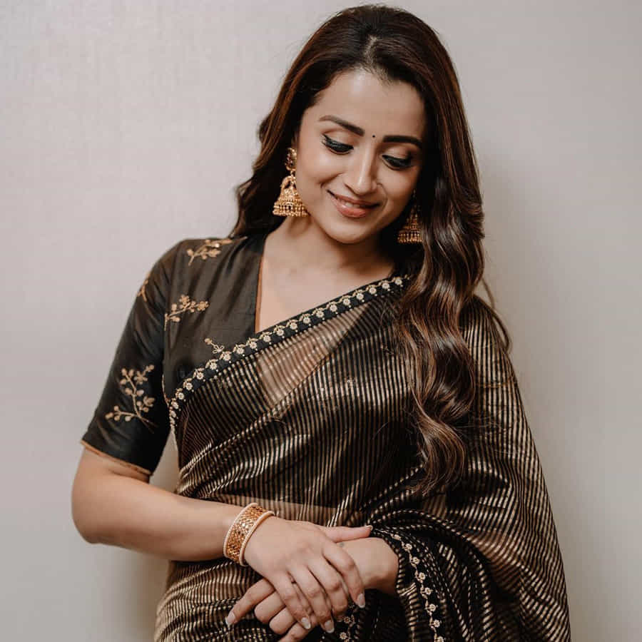 కానీ త్రిష డౌన్ఫాల్ తరువాత విజయ్ మూవీలో ఛాన్స్ రాలేదు. లాంగ్ గ్యాప్ తరువాత ఈ జోడి కలిసి నటిస్తున్నారన్న ప్రచారం జరుగుతుండటంతో చెన్నై బ్యూటీ ఫ్యాన్స్ హ్యాపీగా ఫీల్ అవుతున్నారు.