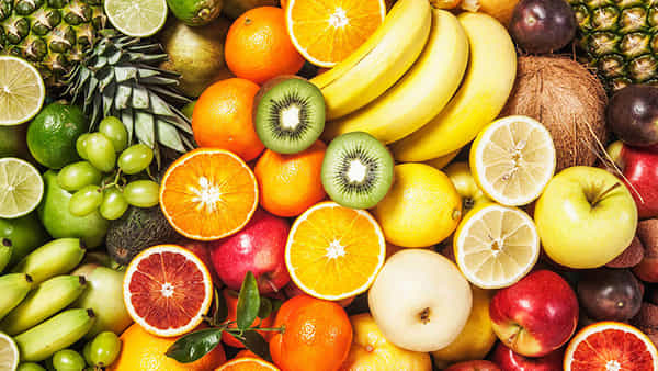 Winter Fruits : చలికాలంలో ఈ పండు రోజూ ఒకటి తప్పక తినండి.. దీని ఆరోగ్య ప్రయోజనాలు అసాధారణం..