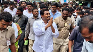 SI Dance: ఎమ్మెల్సీ పుట్టిన రోజు వేడుకల్లో అమ్మాయిలతో కలిసి చిరు సాంగ్ కి స్టెప్స్ వేసిన ఎస్సై.. క్రమశిక్షణ చర్యలు తీసుకున్న అధికారులు