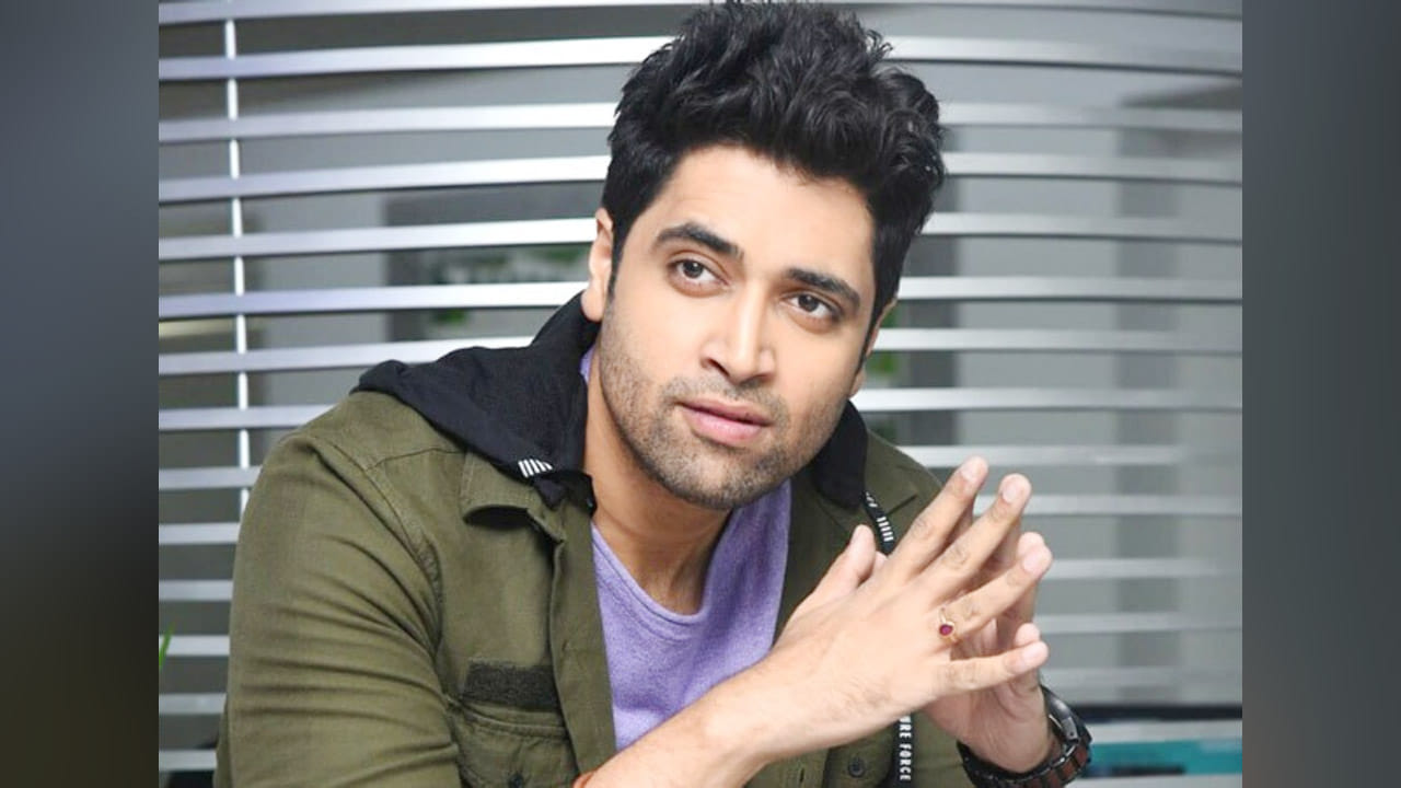 Adivi Sesh: చాప కింద నీరులా మిగతా హీరోలకు ఎసరు పెడుతున్న శేష్ ...