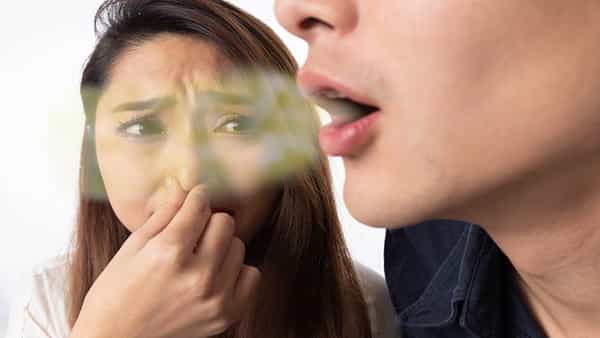Health tips: నోటి దుర్వాసనను నిర్లక్ష్యం చేయకండి.. ప్రాణాంతకం కావొచ్చు తస్మాత్ జాగ్రత్త..!!