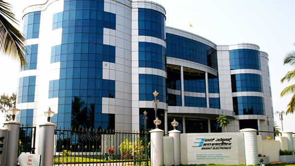 BEL Recruitment: బీటెక్ చేసిన వారికి సదవకాశం.. కేంద్ర ప్రభుత్వ సంస్థలో ట్రైనీ ఇంజనీర్ పోస్టులు..