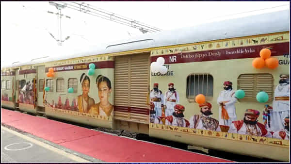 Bharat Gaurav Trains: భారత్ గౌరవ్ రైళ్లను నడిపేందుకై ఐఆర్సీటీసీ కీలక ఒప్పందం