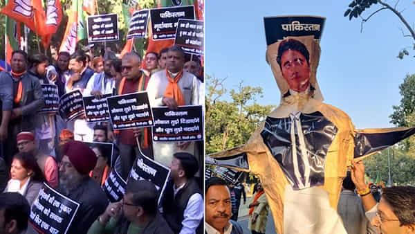 BJP Protest: ప్రధాని మోడీకి బిలావల్ క్షమాపణ చెప్పాల్సిందే.. పాకిస్థాన్ ఎంబసీని చుట్టుముట్టిన బీజేపీ కార్యకర్తలు..