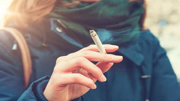 Cigarette: ధూమపానం చేసేవారికి చేదు వార్త.. సిగరెట్ విక్రయాలపై కేంద్రం కీలక నిర్ణయం..!!