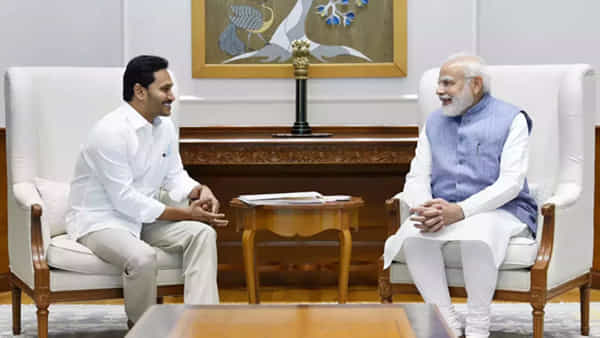 CM Jagan: ఢిల్లీ పర్యటనలో ఏపీ సీఎం జగన్.. ప్రధాని మోదీతో ప్రత్యేక భేటీ.. ఆ అంశాలే ప్రధాన అజెండా..