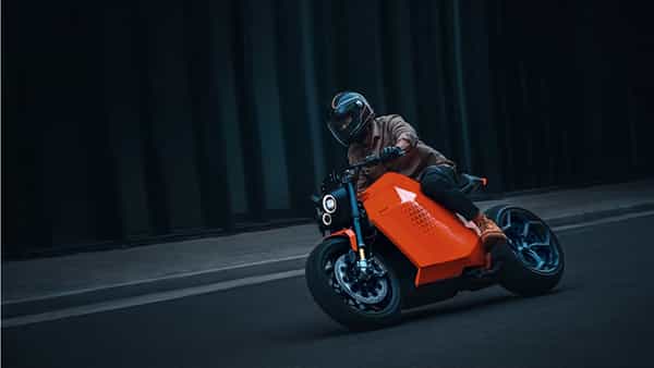Electric Bike: మూడు సెకన్లలోనే 100 కిలోమీటర్ల స్పీడ్.. ఇది మామూలు ఈ-బైక్ కాదు! ఫీచర్లు కూడా అదిరిపోయాయి..
