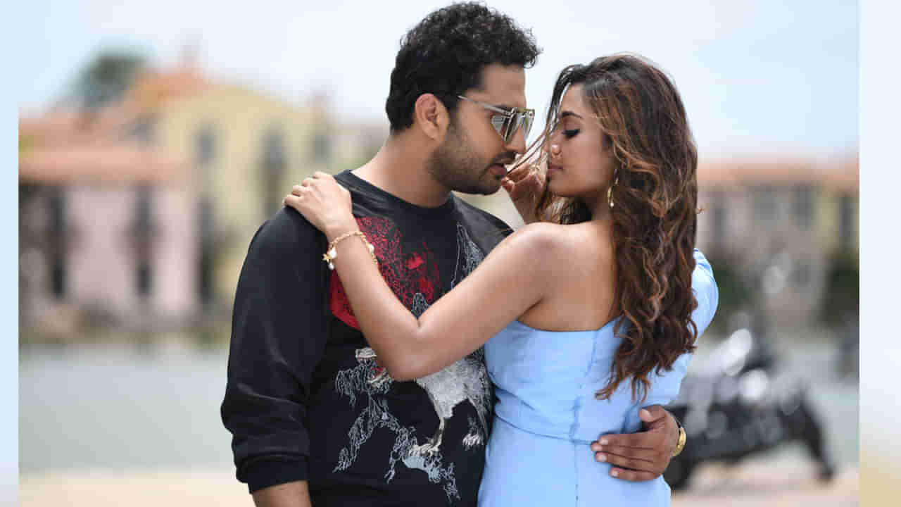 Dhamki Movie: ఆల్మోస్ట్ పడిపోయిందే పిల్ల సాంగ్ లాంచ్ చేసిన రానా దగ్గుబాటి, సిద్ధు జొన్నలగడ్డ..