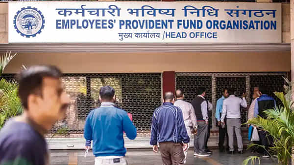 EPFO Rules: మీరు ఉద్యోగం మానేసిన తర్వాత మళ్లీ చేస్తున్నారా..? అలాంటి సమయంలో పెన్షన్ ప్రయోజనం పొందలేదా? ఈపీఎఫ్వో నియమాలను తెలుసుకోండి