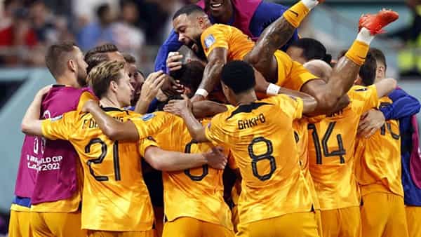 NED vs USA: వరుస విజయాలతో దూసుకెళ్తోన్న నెదర్లాండ్స్.. క్వార్టర్ ఫైనల్స్లోకి ఎంట్రీ..