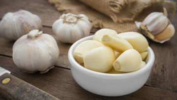 Garlic Side Effects: వెల్లుల్లి మంచిదని మరీ ఎక్కువగా తింటున్నారా..? మోతాదు మించితే కలిగే దుష్పరిణామాలివే..