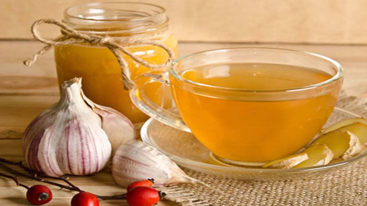 Garlic Tea: వేడి వేడి వెల్లుల్లి టీ తాగితే కలిగే ఆరోగ్య ప్రయోజనాలు ఏంటో తెలుసా? ఈ సమయంలో అత్యవసరం కూడా..!