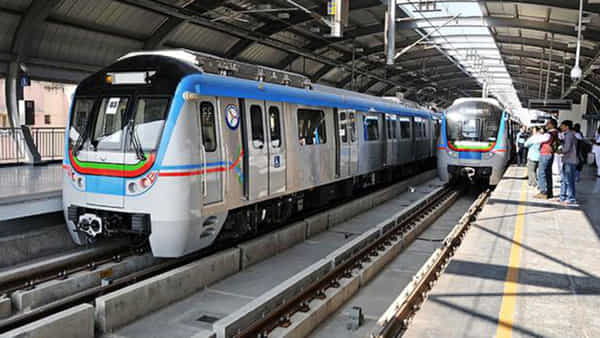 Hyderabad: హైదరాబాదీలకు గుడ్న్యూస్.. ఎయిర్పోర్ట్ మెట్రో ఆ రూట్ వరకు పొడిగింపు..?