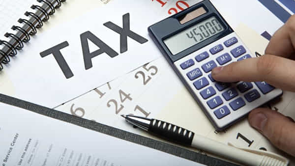 Save Income tax: ఆదాయ పన్నును ఆదా చేసే మార్గాలివే.. పూర్తి భద్రత, భరోసా.. వివరాలు తెలుసుకోండి..