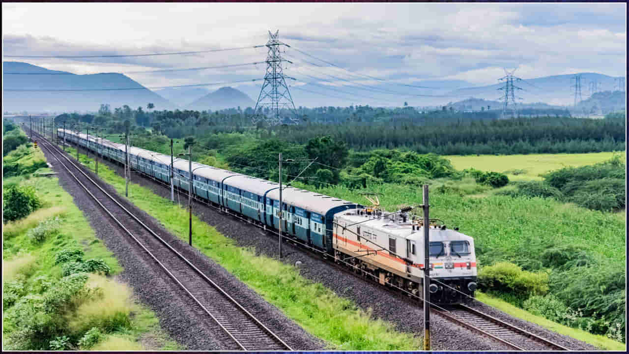 Indian Railways: దేశంలో తొలిసారి రైలు ఎప్పుడు పరుగులు పెట్టిందో తెలుసా? రైల్వేలో అన్ని రికార్డులే.. ఎన్నో ఆసక్తికర విషయాలు