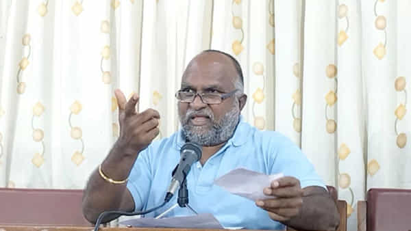 Telangana: లిక్కర్ స్కాంలో కవిత విచారణపై కాంగ్రెస్ నేత జగ్గారెడ్డి ఆసక్తికర వ్యాఖ్యలు.. కోమటిరెడ్డి అంశంపై ఏమన్నారంటే