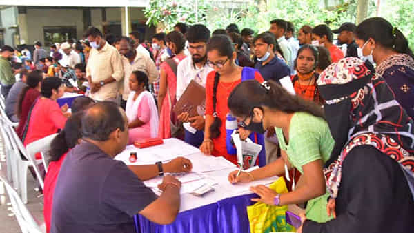 Job Mela: ఏపీలో నిరుద్యోగులకు గుడ్ న్యూస్.. స్కిల్ డెవలప్మెంట్ కార్పొరేషన్ ఆధ్వర్యంలో జాబ్ మేళా.