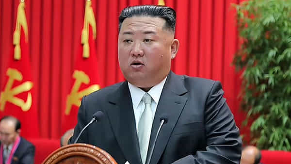 Kim Jong Un: కిమ్ రూటే సపరేటు..! అంతటా న్యూ ఇయర్ వేడుకలు జరుగుతుంటే.. అక్కడ మాత్రం..