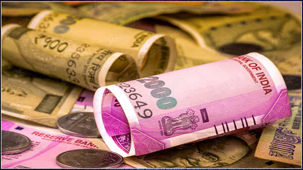 RBI: ఆర్బీఐ నిర్ణయంతో ఈ బ్యాంకు కస్టమర్లకు షాక్.. మరింత పెరగనున్న ఈఎంఐ