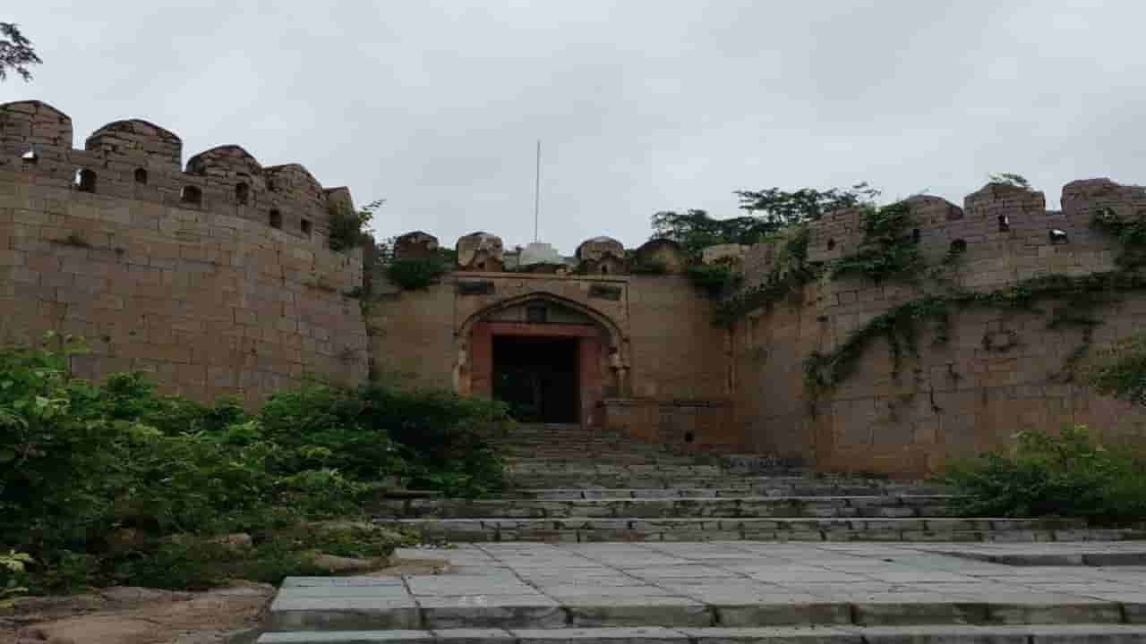 Weekend Tourism: వీకెండ్ ట్రిప్ ప్లాన్ చేస్తున్నారా? హైదరాబాద్ కు సమీపంలోనే ఉంది ఓ బెస్ట్ స్పాట్.. రండి వెళ్లొద్దాం..