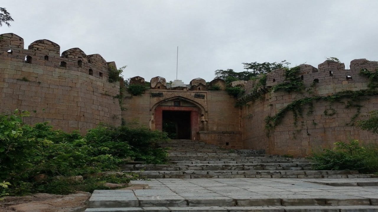 Weekend Tourism: వీకెండ్ ట్రిప్ ప్లాన్ చేస్తున్నారా? హైదరాబాద్ కు సమీపంలోనే ఉంది ఓ బెస్ట్ స్పాట్.. రండి వెళ్లొద్దాం..