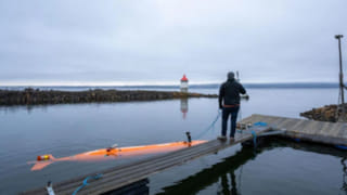 Viral Video: ఇది కదా మానవత్వం అంటే.. తనకే ఎవరో సాయం చేస్తే.. ఆ డబ్బుతో ఆమె మరొకరికి సాయం చేసింది