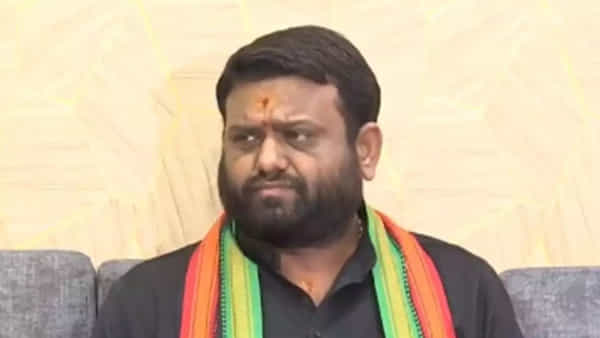 Rohith Reddy: ఈడి కార్యాలయానికి తాండూర్ ఎమ్మెల్యే పైలెట్ రోహిత్ రెడ్డి.. వీటిపైనే అధికారుల సూటి ప్రశ్నలు..