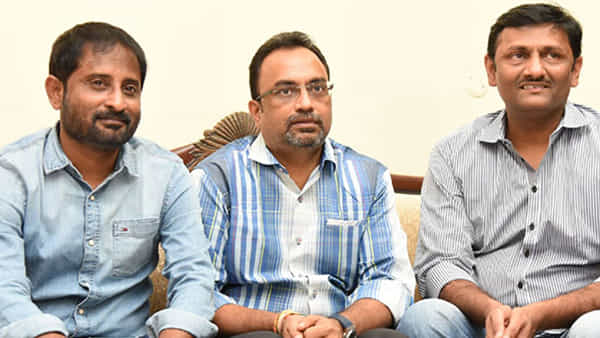 Mythri Movie Makers: మైత్రీ మూవీ మేకర్స్ కార్యాలయంలో ఐటీ సోదాలు.. ఆ సినిమాలకు ఊహించని షాక్..