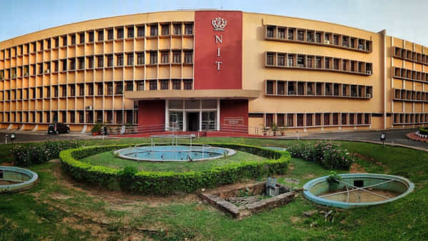 NIT Recruitment: నేషనల్ ఇన్స్టిట్యూట్ ఆఫ్ టెక్నాలజీలో భారీగా నాన్ టీచింగ్ పోస్టులు.. ఎవరు అర్హులంటే.