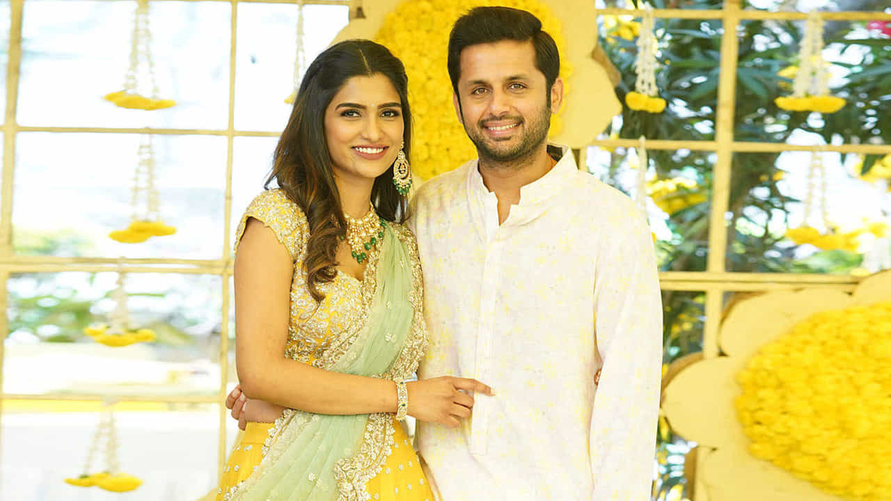నితిన్ భార్య షాలిని ను కూడా 2020 లోనే వివాహం చేసుకున్నారు.