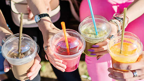 Plastic Straw: మీరు ప్లాస్టిక్ స్ట్రా తో తాగుతున్నారా? అయితే, వెంటనే విసిరిపారేయండి.. లేదంటే రిస్క్ తప్పదు..!