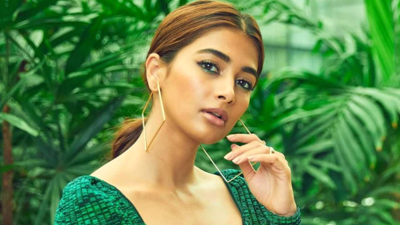 Pooja Hegde: కేవలం దాని కోసమే నేను ఇండస్ట్రీలోకి రాలేదు.. బుట్టబొమ్మ ఇంటెస్టింగ్ కామెంట్స్