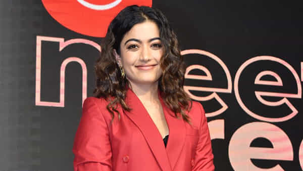 Rashmika Mandanna: కాంతార వివాదం పై షాకింగ్ కామెంట్స్ చేసిన రష్మిక.. నన్నెవ్వరూ బ్యాన్ చేయలేదు అంటూ ..