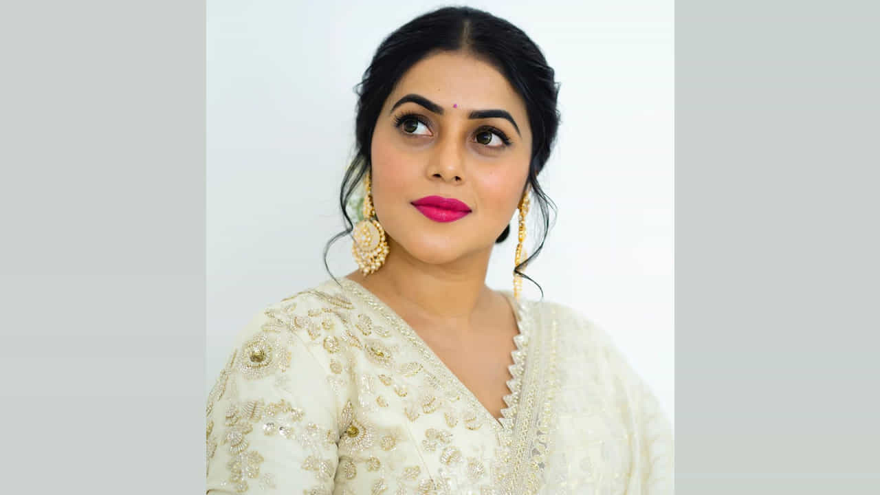 పూర్ణ.. గురించి ప్రత్యేకంగా పరిచయం చేయాల్సిన పనిలేదు. ఓ వైపు టీవీల్లో వివిధ షోల్లో జడ్జీలుగా చేస్తూనే అవకాశం ఉన్నప్పుడల్లా సినిమాల్లో కనిపిస్తున్నారు.