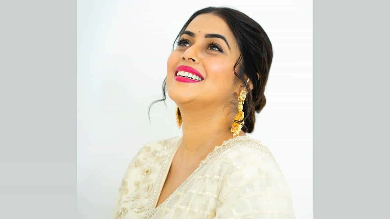 పూర్ణ.. గురించి ప్రత్యేకంగా పరిచయం చేయాల్సిన పనిలేదు. ఓ వైపు టీవీల్లో వివిధ షోల్లో జడ్జీలుగా చేస్తూనే అవకాశం ఉన్నప్పుడల్లా సినిమాల్లో కనిపిస్తున్నారు.