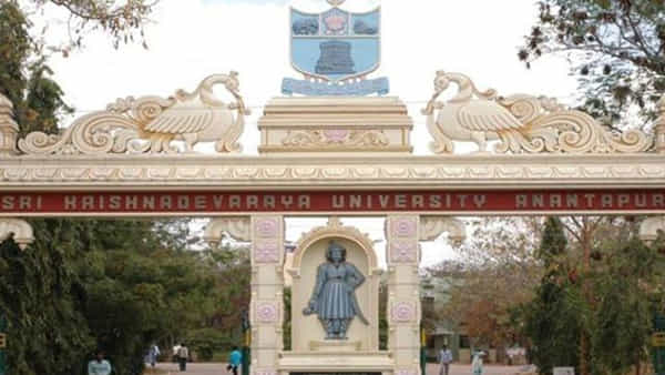 Law Course: శ్రీకృష్ణదేవరాయ వర్సిటీలో లా కోర్సుకు మంగళం! అవినీతిపై ప్రశ్నించడమే తప్పా?
