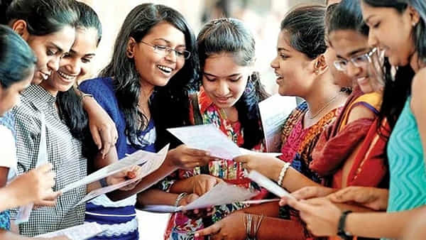 TS SSC Exams 2023: తెలంగాణ పదో తరగతి విద్యార్ధులకు గుడ్న్యూస్.. తెలుగు సబ్జెక్టులో 20 మార్కులు వచ్చినా పాస్