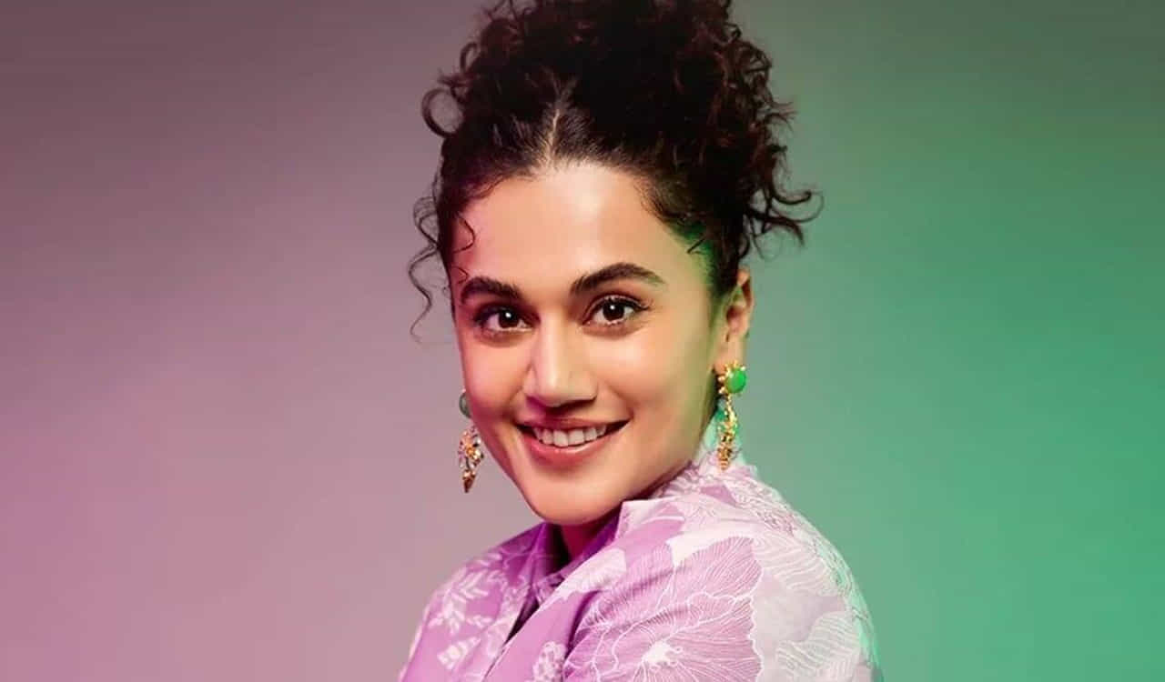 బిజినెస్లు మనమే చేయక్కర్లేదు. మన వాళ్లు చేసినా వాళ్లకు సపోర్టింగ్గా ఉంటే అదే పది వేలు అనే ఫార్ములా తాప్సీ సొంతం. అందుకే ఆమె నటనకు, నిర్మాణానికి సమయం కేటాయిస్తున్నారు. తన సోదరి షగుణ్ నిర్వహిస్తున్న ఈవెంట్ మేనేజ్మెంట్ కంపెనీకి తనవంతు సపోర్ట్ చేస్తున్నారు. ఈవెంట్ మేనేజ్మెంట్ బిజినెస్ మీద కంప్లీట్ అవేర్నెస్ ఉంది తాప్సీకి.