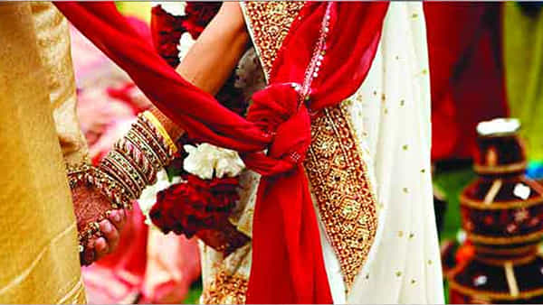 Viral: కాసేపట్లో పెళ్లి.. డ్యాన్స్లో వరుడు బిజీ బిజీ.. కట్ చేస్తే వధువు చేసిన పనికి కళ్లు తేలేశాడు..
