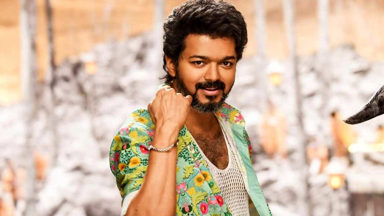 Thalapathy vijay : ఆ విషయంలో సూపర్ స్టార్ రజినీకాంత్‌ను దాటేసిన దళపతి విజయ్..