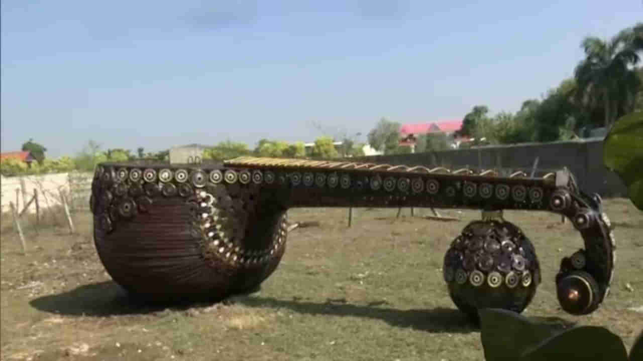Worlds Largest Rudra Veena: ప్రపంచంలోనే అతి పెద్ద రుద్ర వీణ.. ఎలా తయారు చేశారో తెలుసా..? తెలిస్తే అభినందించకుండా ఉండలేరు..