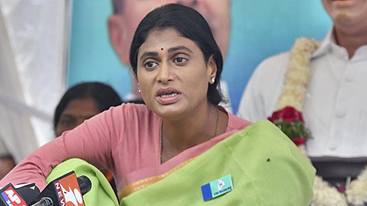 YS Sharmila: గుడ్లు పీకేస్తానన్న హామీ ఏమైంది.. కేసీఆర్ పాలనలో అఘాయిత్యాలు.. వైఎస్.షర్మిల..