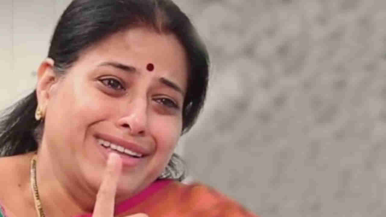 Actress Sudha: అందరూ ఉన్న అనాథ నేను.. నటి సుధ తీవ్ర భావోద్వేగం.. వందల కోట్లు కోల్పోయి