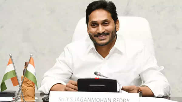 Andhra Pradesh: పేదలకు ఇళ్ల నిర్మాణం విషయంలో ఏపీ సర్కార్ కీలక నిర్ణయం.. వారందరికీ ఊరట.