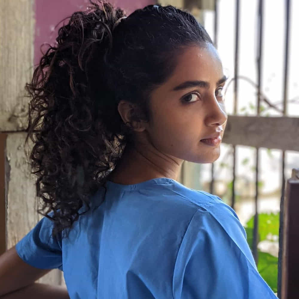  కార్తికేయ 2తో పాన్ ఇండియా క్రేజ్ సంపాదించుకున్న ఈ ముద్దుగుమ్మ.. ఇటీవల వచ్చిన 18 పేజెస్ సినిమాతో మరో హిట్ అందుకుంది. ఇందులో నిఖిల్ సిద్ధార్థ్ కథానాయకుడిగా కనిపించారు. థియేటర్లలో భారీ రెస్పాన్స్ అందుకున్న ఈ మూవీ.. ఇప్పుడు ఓటీటీలో అలరిస్తోంది. 