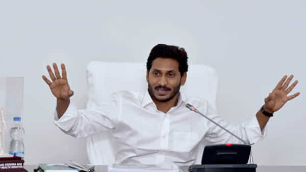 CM Jagan: ‘ఈ సారి గెలిస్తే మరో 30 సంవత్సరాలు మన పాలనే’.. సీఎం జగన్ ఆసక్తికర వ్యాఖ్యలు..